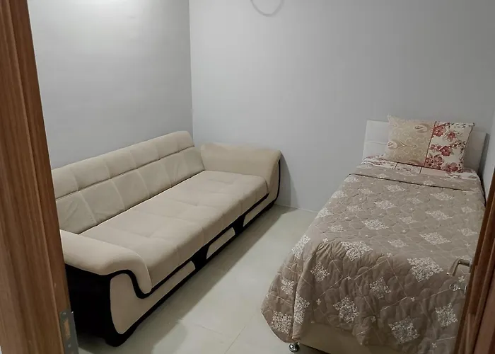 Old Town Grand Aparthotel 3*